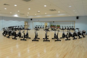 Large gym mirror installation 